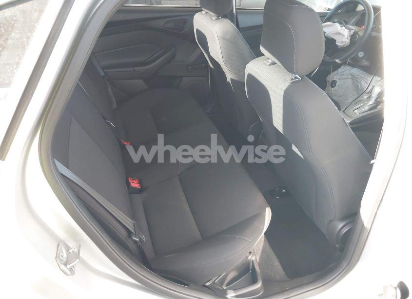 Photo 8 of 2017 Ford Focus S (VIN 1FADP3E24HL229595)