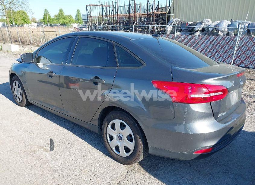 Photo 3 of 2017 Ford Focus S (VIN 1FADP3E24HL283642)