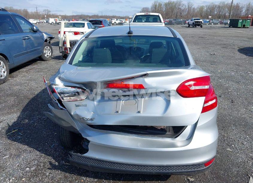 Photo 16 of 2017 Ford Focus S (VIN 1FADP3E24HL338624)