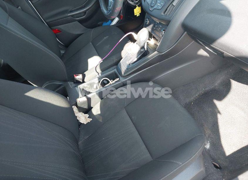 Photo 5 of 2017 Ford Focus S (VIN 1FADP3E24HL338624)