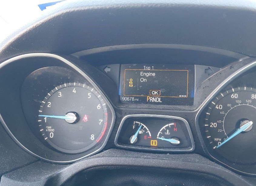 Photo 16 of 2018 Ford Focus S (VIN 1FADP3E24JL204296)