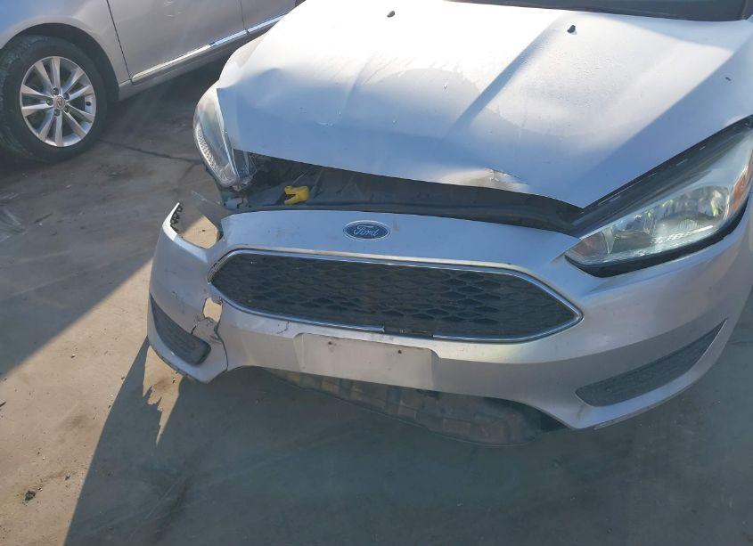 Photo 6 of 2018 Ford Focus S (VIN 1FADP3E24JL204296)
