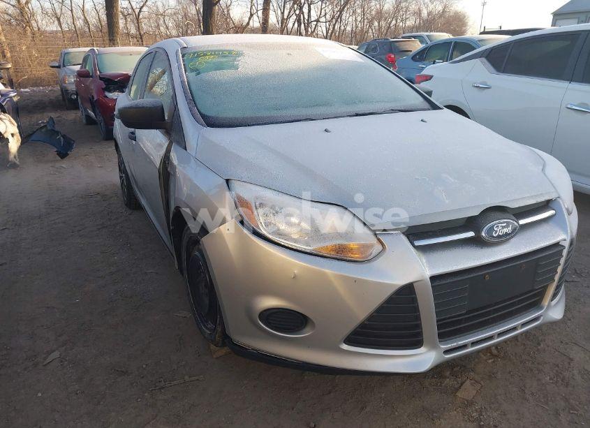 2013 Ford Focus S (VIN 1FADP3E25DL200892) main photo