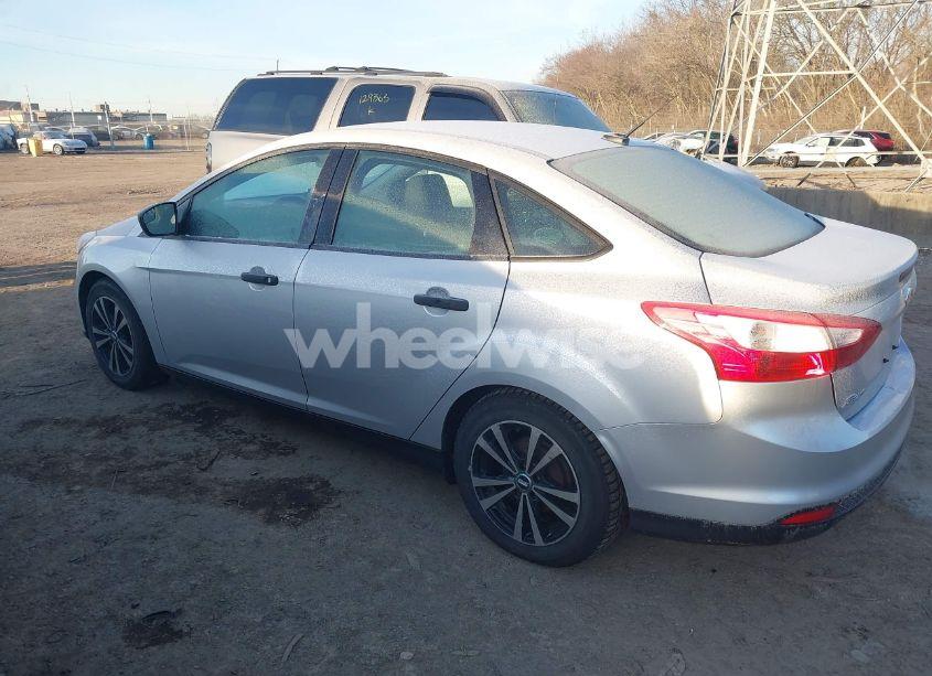 Photo 14 of 2013 Ford Focus S (VIN 1FADP3E25DL200892)