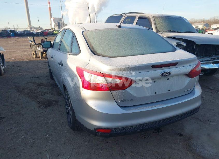 Photo 3 of 2013 Ford Focus S (VIN 1FADP3E25DL200892)