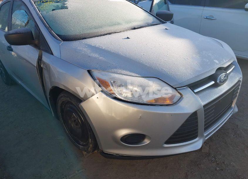 Photo 6 of 2013 Ford Focus S (VIN 1FADP3E25DL200892)