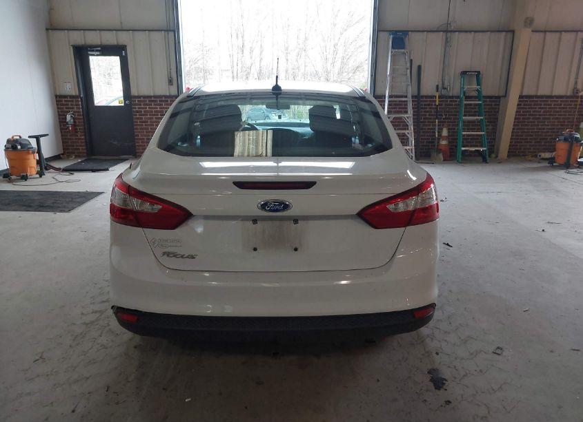 Photo 16 of 2013 Ford Focus S (VIN 1FADP3E25DL368564)