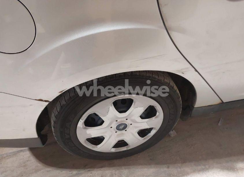 Photo 12 of 2013 Ford Focus S (VIN 1FADP3E25DL379872)