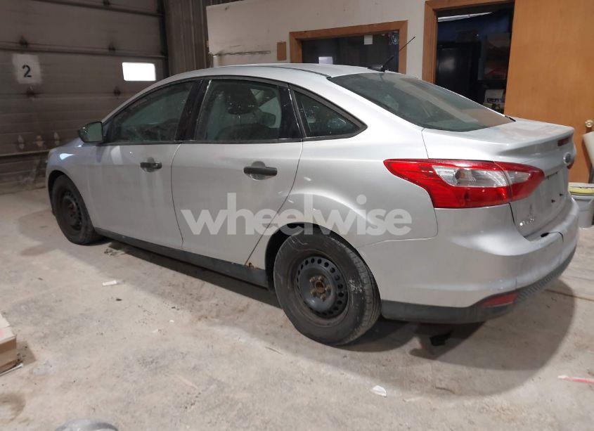 Photo 3 of 2013 Ford Focus S (VIN 1FADP3E25DL379872)