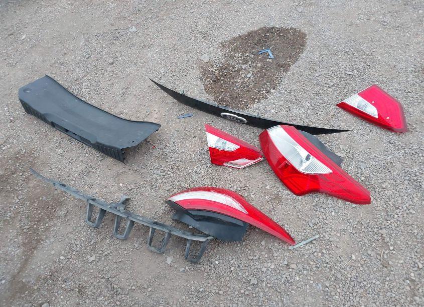 Photo 12 of 2014 Ford Focus S (VIN 1FADP3E25EL155759)