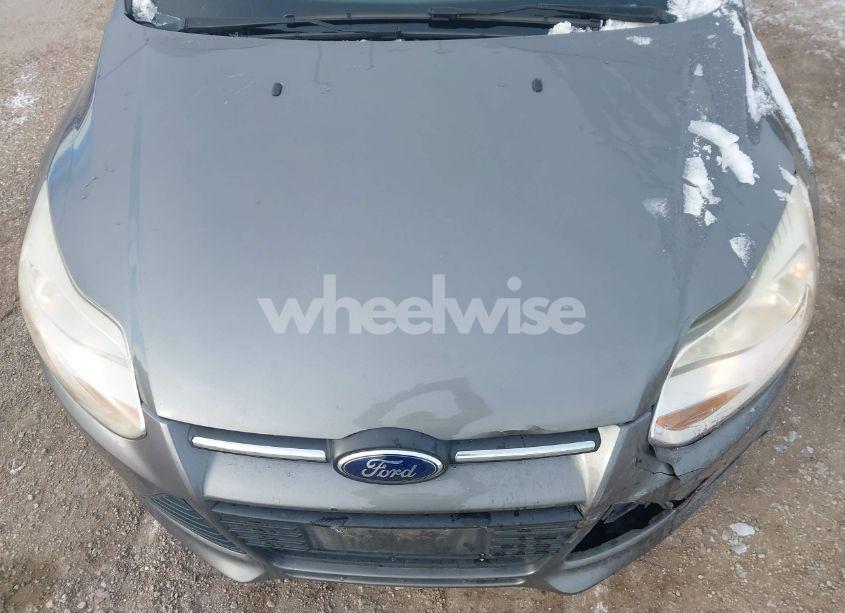 Photo 17 of 2014 Ford Focus S (VIN 1FADP3E25EL346436)
