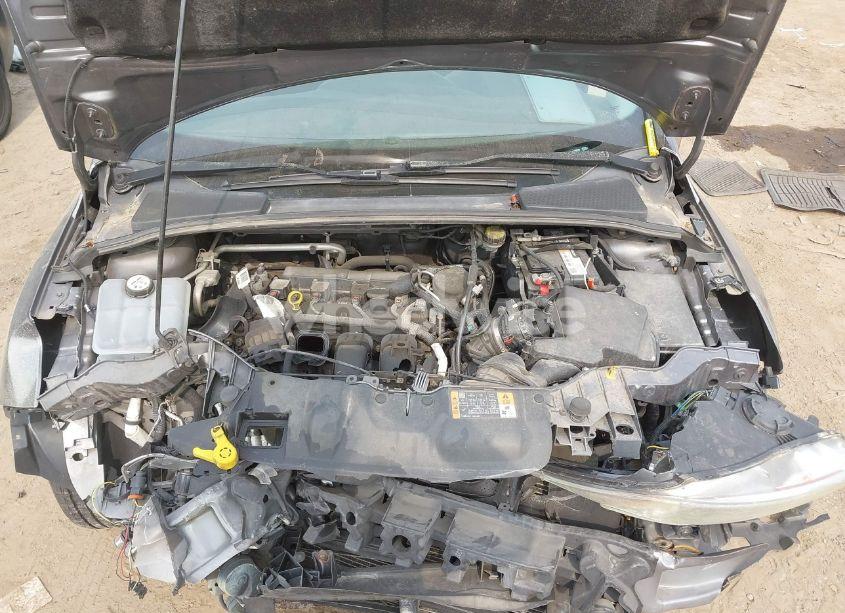 Photo 10 of 2014 Ford Focus S (VIN 1FADP3E25EL370929)