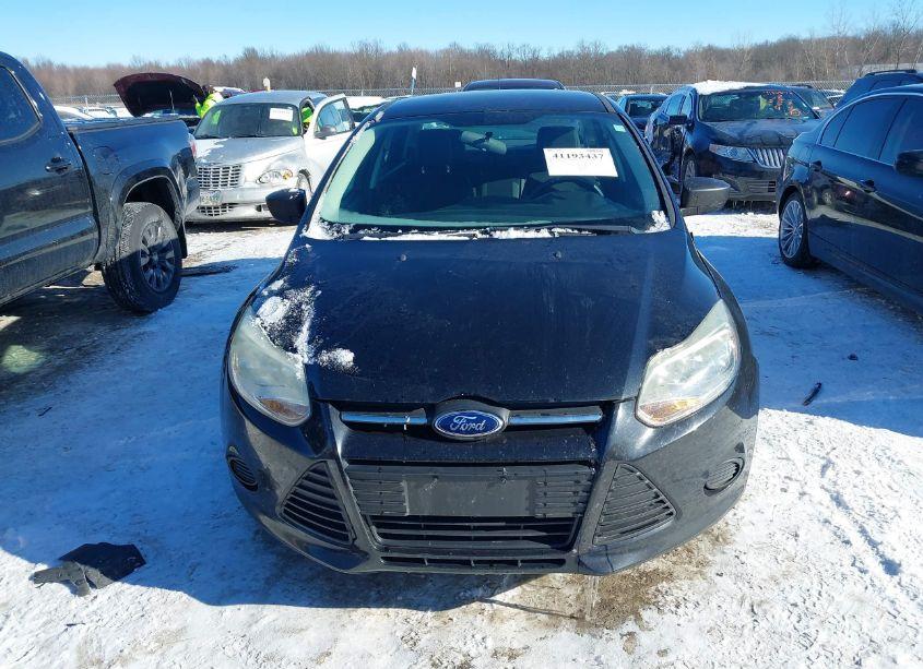 Photo 13 of 2014 Ford Focus S (VIN 1FADP3E25EL389268)