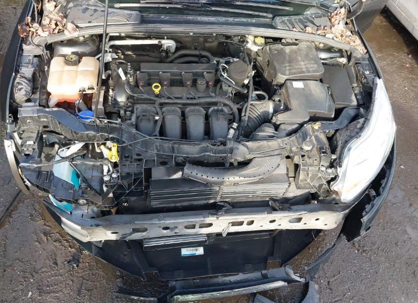 Photo 10 of 2014 Ford Focus S (VIN 1FADP3E25EL437013)