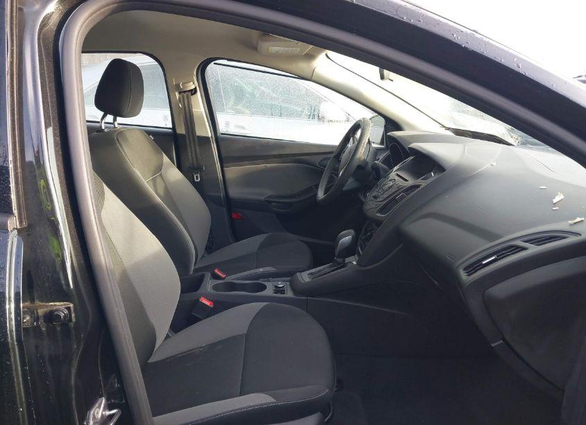 Photo 5 of 2014 Ford Focus S (VIN 1FADP3E25EL437013)