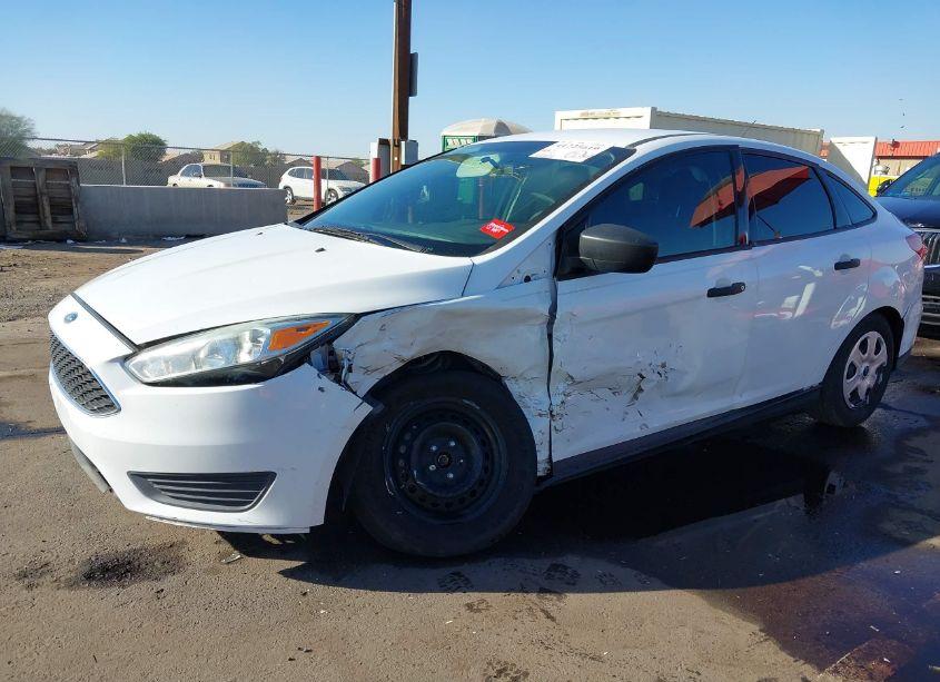 Photo 2 of 2015 Ford Focus S (VIN 1FADP3E25FL294436)