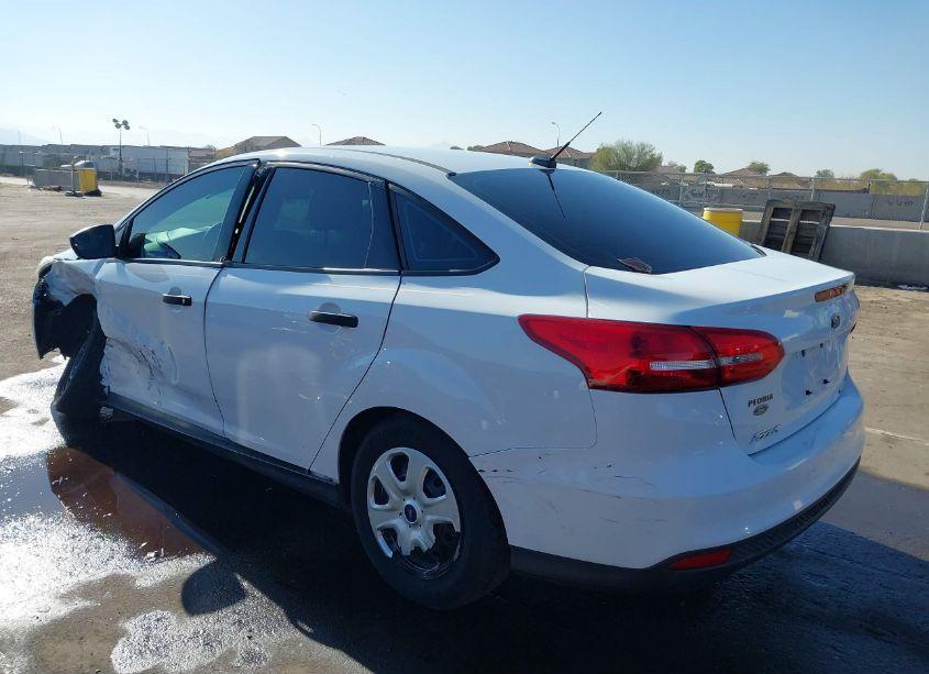 Photo 3 of 2015 Ford Focus S (VIN 1FADP3E25FL294436)