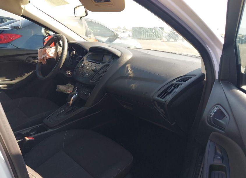 Photo 5 of 2015 Ford Focus S (VIN 1FADP3E25FL294436)