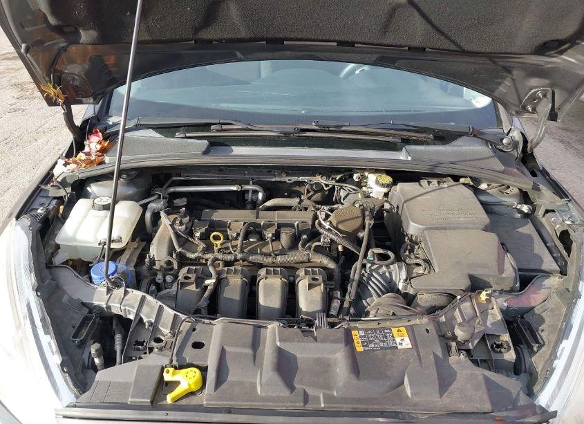 Photo 10 of 2015 Ford Focus S (VIN 1FADP3E25FL312109)