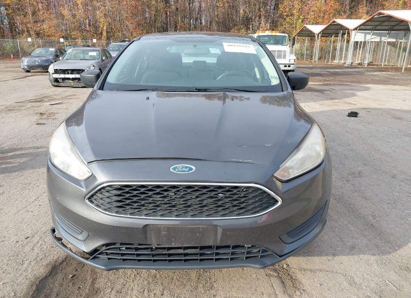 Photo 13 of 2015 Ford Focus S (VIN 1FADP3E25FL312109)