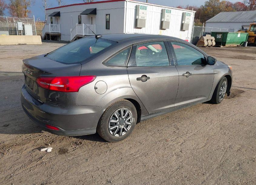 Photo 4 of 2015 Ford Focus S (VIN 1FADP3E25FL312109)