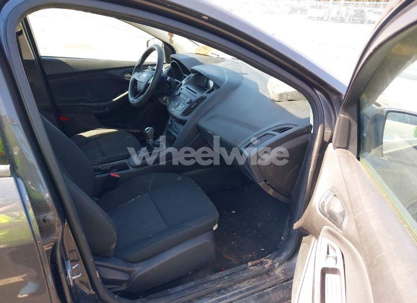 Photo 5 of 2016 Ford Focus S (VIN 1FADP3E25GL200802)