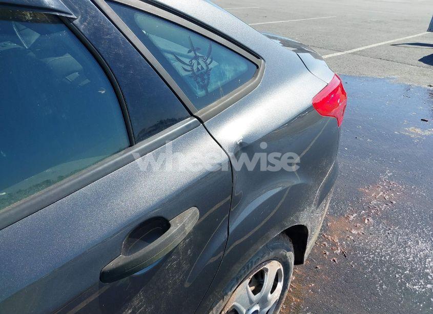 Photo 6 of 2016 Ford Focus S (VIN 1FADP3E25GL200802)