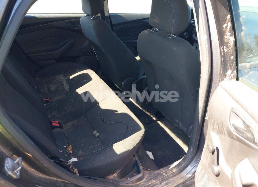 Photo 8 of 2016 Ford Focus S (VIN 1FADP3E25GL200802)