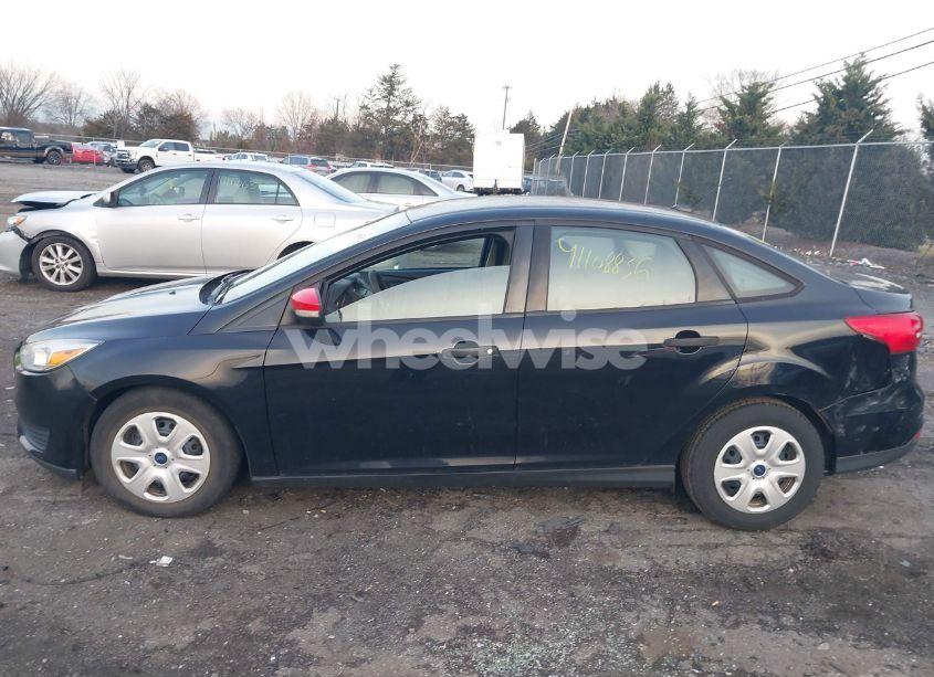 Photo 14 of 2016 Ford Focus S (VIN 1FADP3E25GL250454)