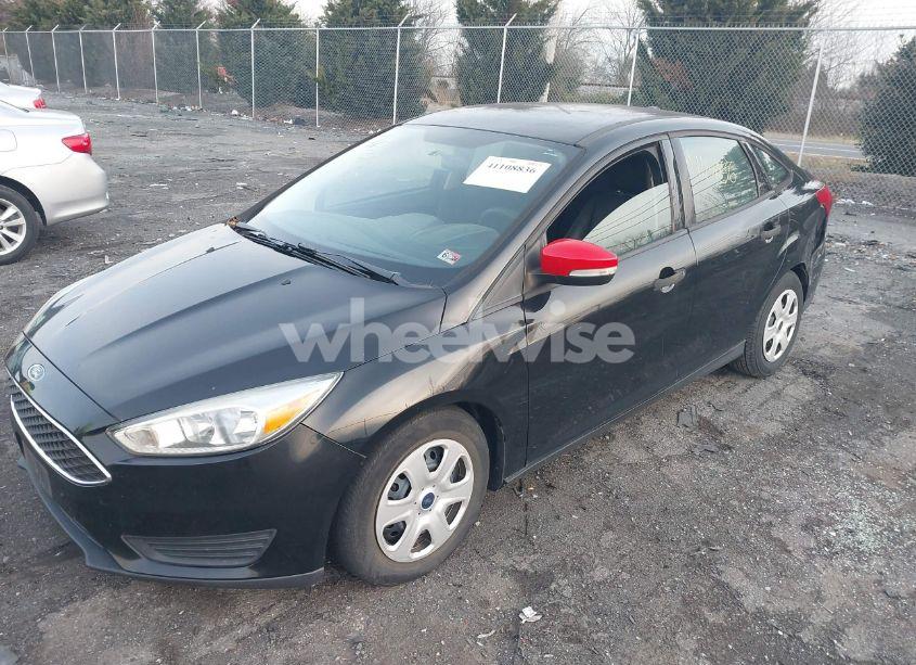 Photo 2 of 2016 Ford Focus S (VIN 1FADP3E25GL250454)