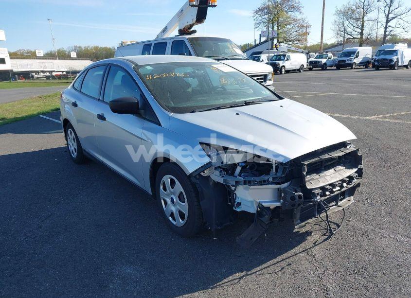 2016 Ford Focus S (VIN 1FADP3E25GL349047) main photo