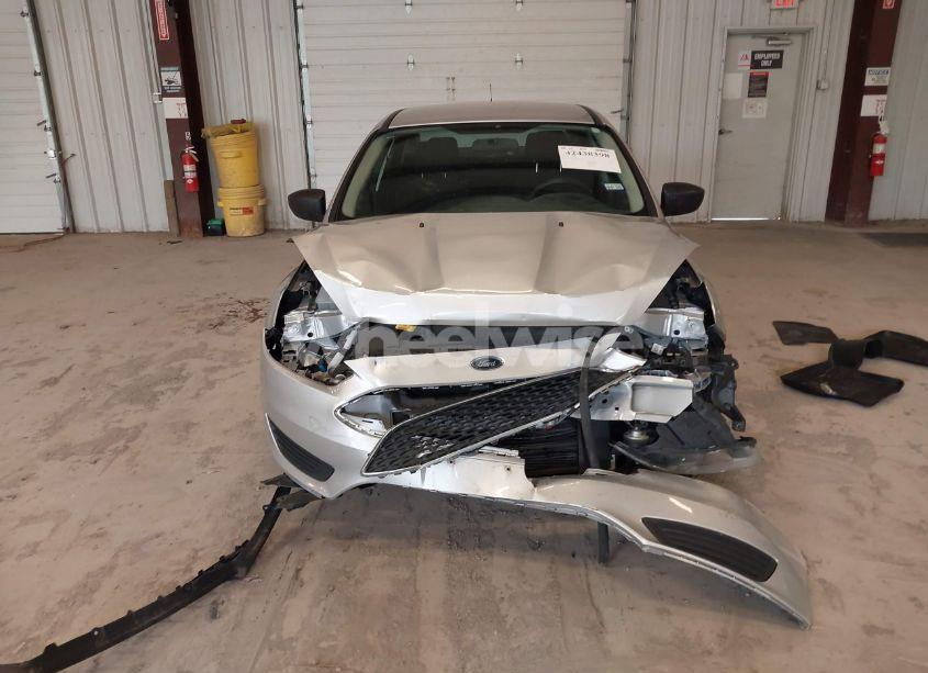 Photo 12 of 2017 Ford Focus S (VIN 1FADP3E25HL222428)