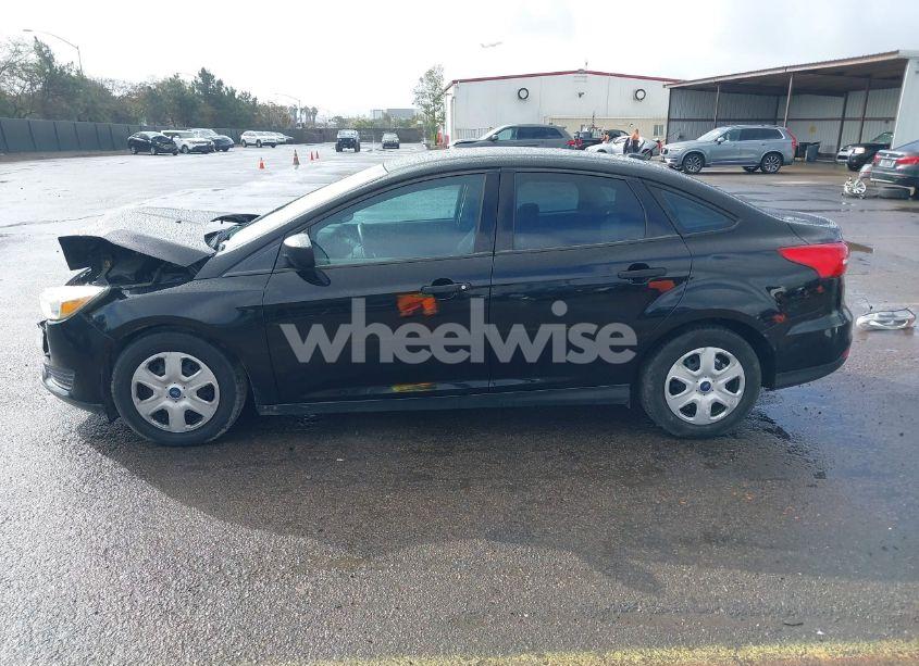 Photo 15 of 2017 Ford Focus S (VIN 1FADP3E25HL230478)