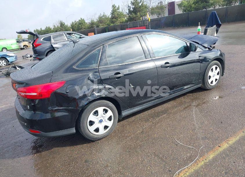 Photo 4 of 2017 Ford Focus S (VIN 1FADP3E25HL230478)