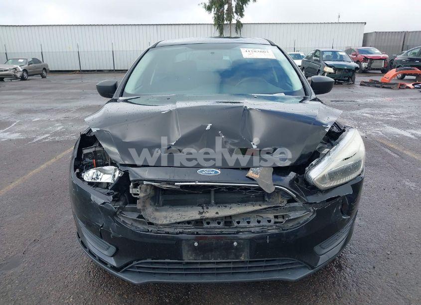 Photo 6 of 2017 Ford Focus S (VIN 1FADP3E25HL230478)