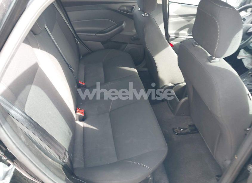 Photo 8 of 2017 Ford Focus S (VIN 1FADP3E25HL230478)