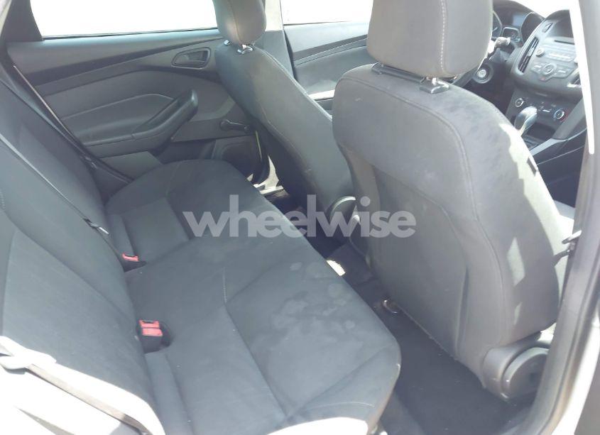 Photo 8 of 2017 Ford Focus S (VIN 1FADP3E25HL270589)