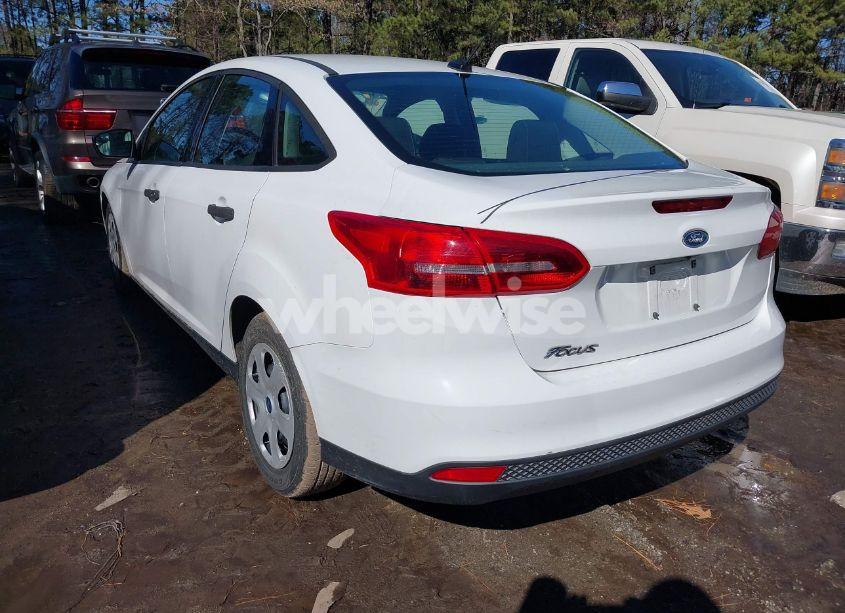 Photo 3 of 2017 Ford Focus S (VIN 1FADP3E25HL321721)