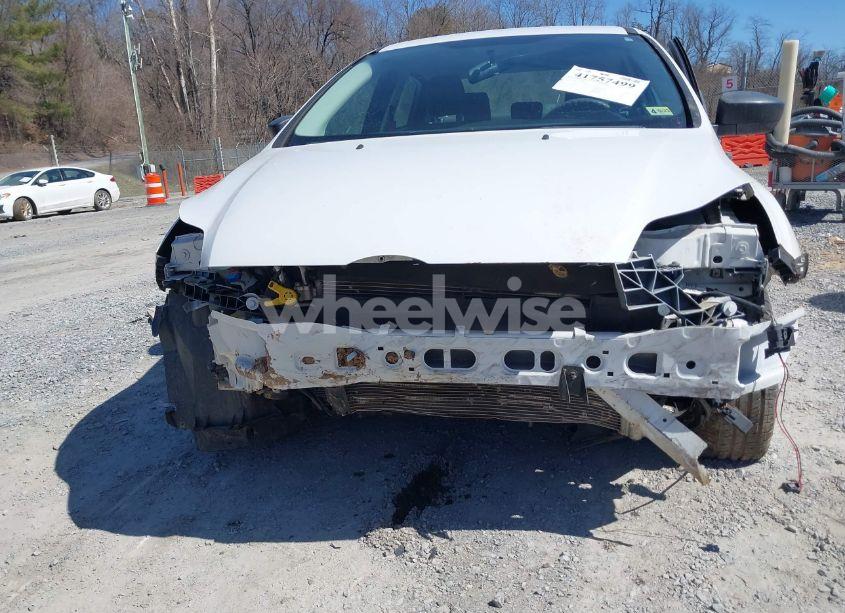 Photo 6 of 2013 Ford Focus S (VIN 1FADP3E26DL143666)