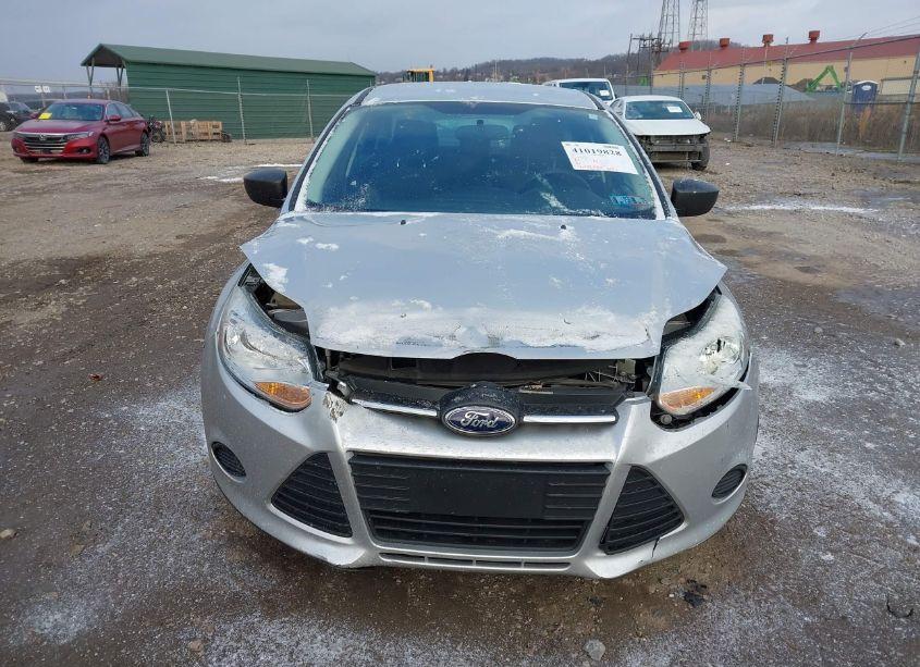 Photo 6 of 2013 Ford Focus S (VIN 1FADP3E26DL156854)