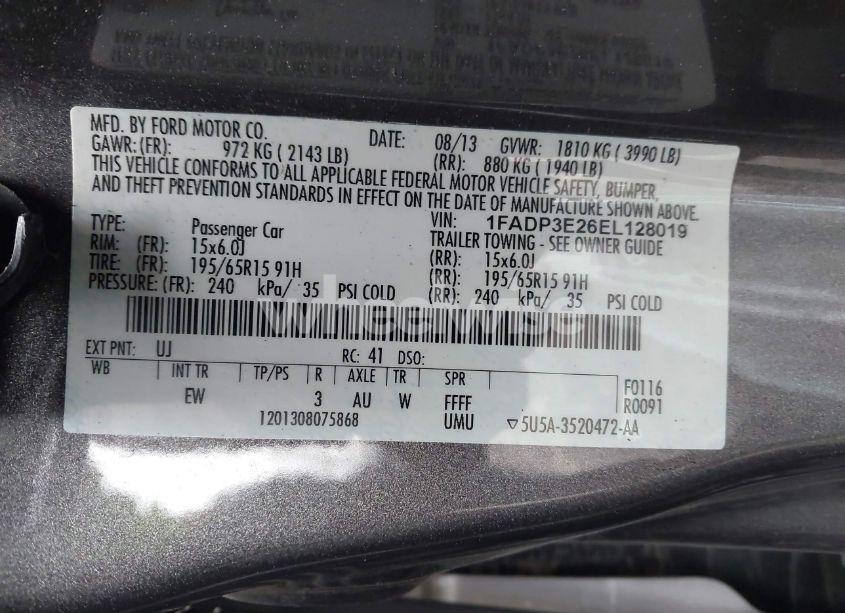 Photo 9 of 2014 Ford Focus S (VIN 1FADP3E26EL128019)