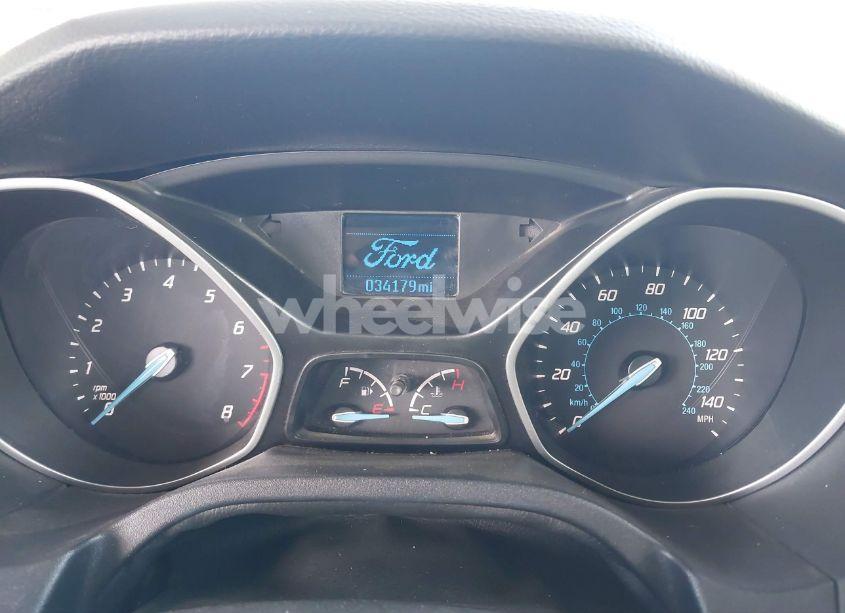 Photo 7 of 2014 Ford Focus S (VIN 1FADP3E26EL311386)