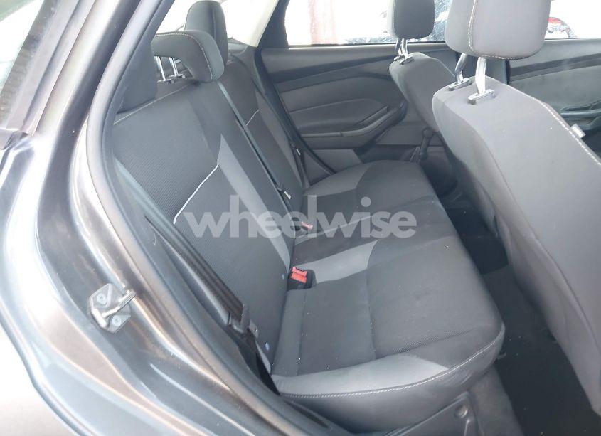Photo 8 of 2014 Ford Focus S (VIN 1FADP3E26EL311386)
