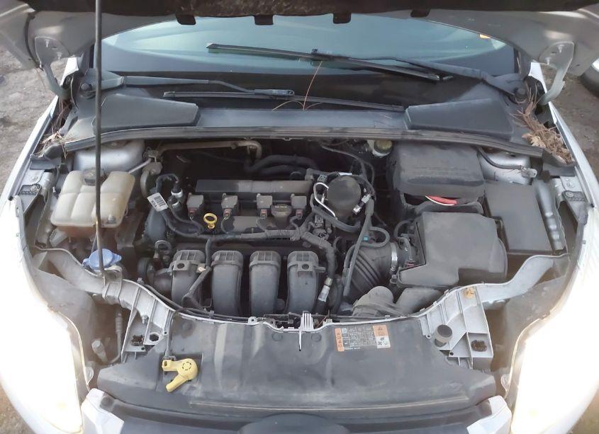Photo 10 of 2014 Ford Focus S (VIN 1FADP3E26EL321092)