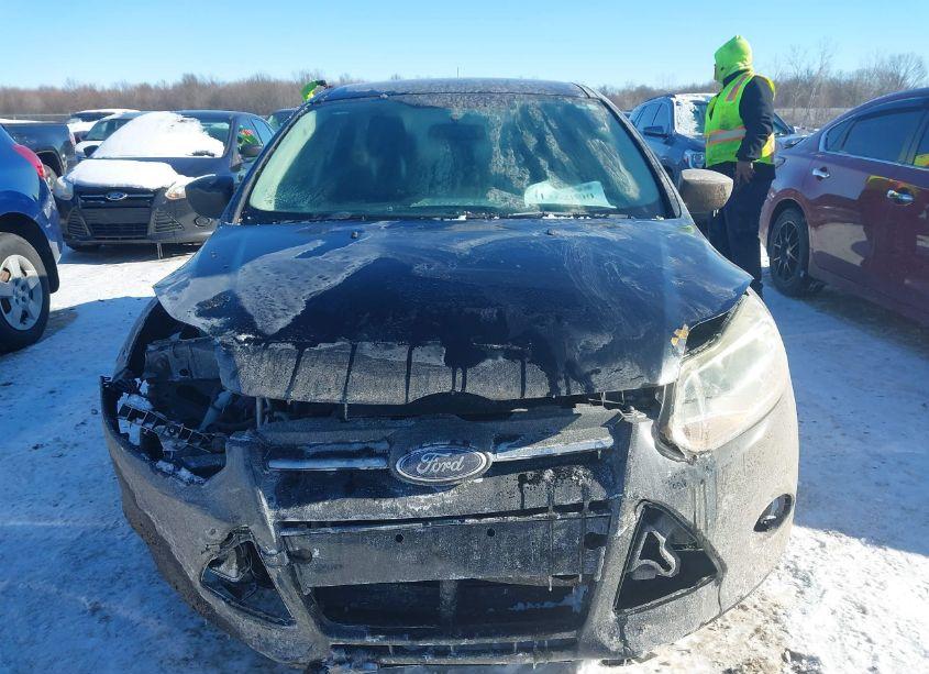 Photo 13 of 2014 Ford Focus S (VIN 1FADP3E26EL329855)