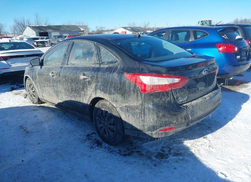 Photo 3 of 2014 Ford Focus S (VIN 1FADP3E26EL329855)