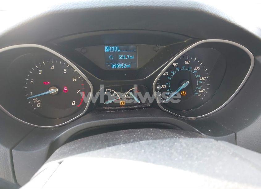 Photo 7 of 2014 Ford Focus S (VIN 1FADP3E26EL356165)