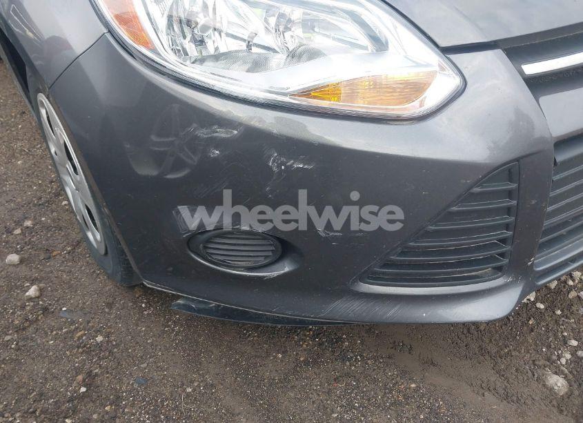 Photo 12 of 2014 Ford Focus S (VIN 1FADP3E26EL406031)