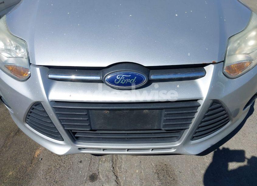 Photo 6 of 2014 Ford Focus S (VIN 1FADP3E26EL418163)