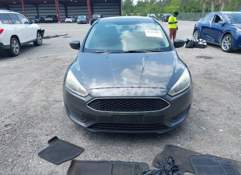 Photo 12 of 2016 Ford Focus S (VIN 1FADP3E26GL376838)